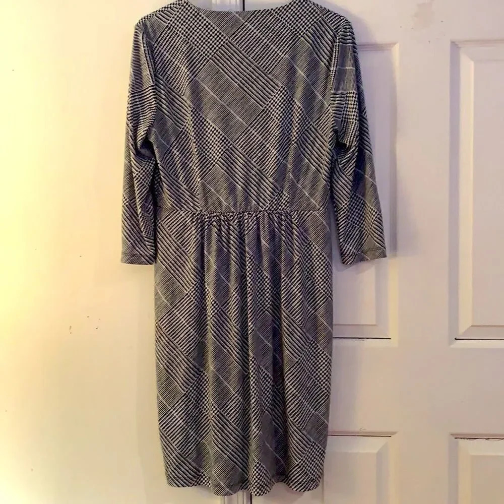 Ellen Tracy houndstooth wrap dress - Picture 2 of 2